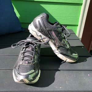 Mizuno Wave Elixir 5 Sneakers